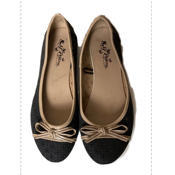 Self Esteem Shoes Self Esteem 75w Black And Tan Flats With A Bow